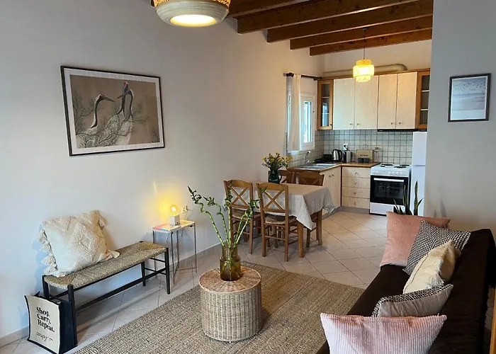 Perdika\'S Nest, Family Friendly House By The Sea