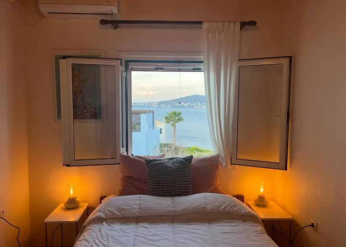 Perdika\'S Nest, Family Friendly House By The Sea
